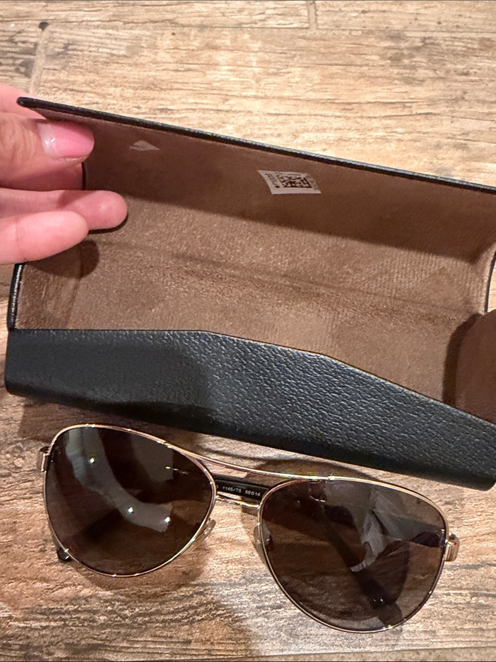 Burberry Gold Frame Sunglasses with Dark Gradient Lenses - Picture 3 of 5
